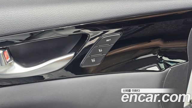 Kia K7 2020 — photo 17