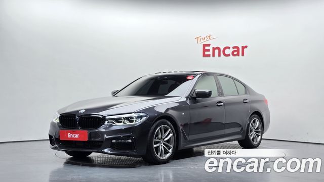 BMW 5-Series 2017 — photo 1