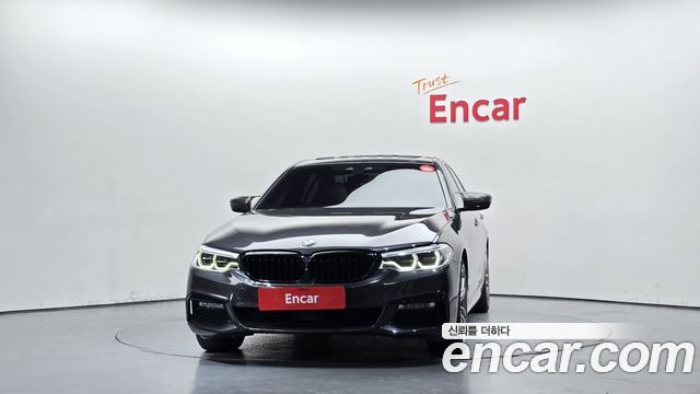 BMW 5-Series 2017 — photo 3
