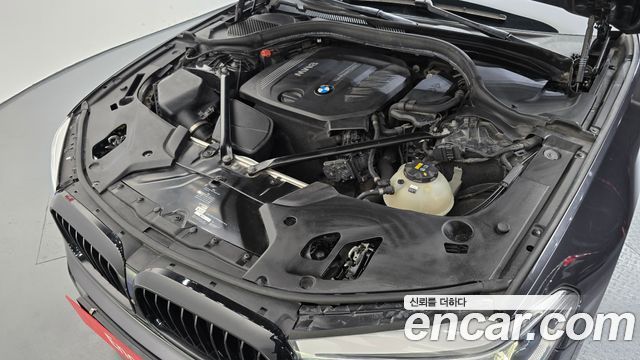 BMW 5-Series 2017 — photo 6