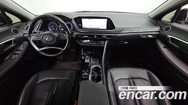 Hyundai Sonata 2022 — photo 10