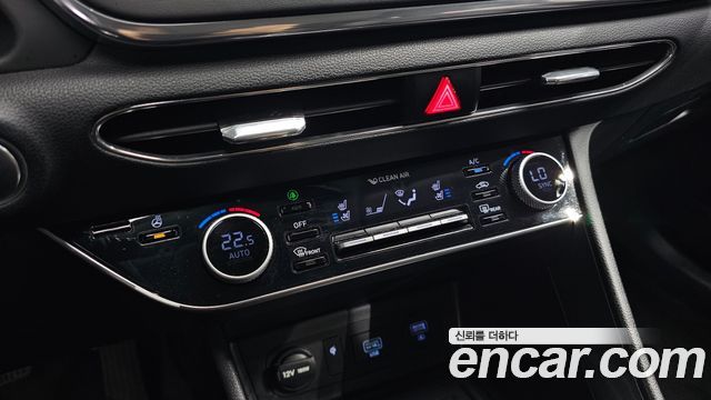 Hyundai Sonata 2022 — photo 23