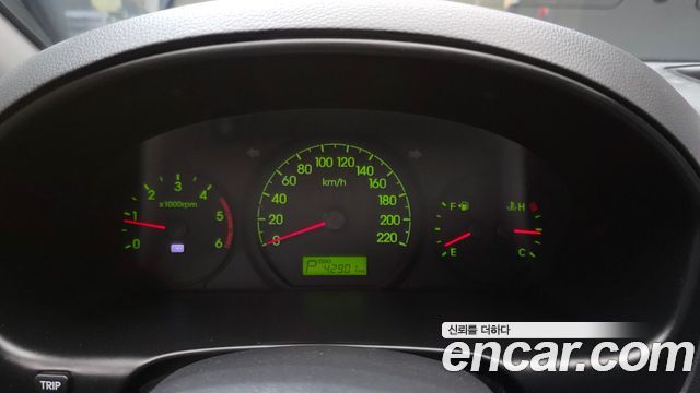 Hyundai Starex 2014 — photo 8