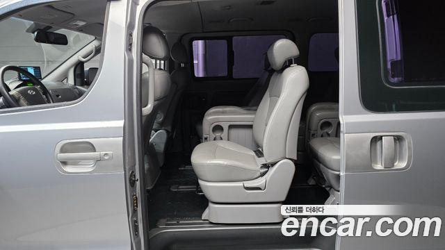 Hyundai Starex 2014 — photo 12