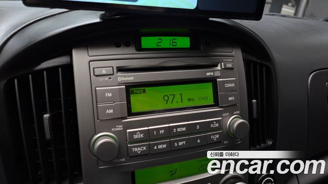 Hyundai Starex 2014 — photo 16