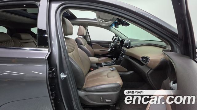 Hyundai Santafe 2019 — photo 13