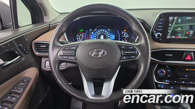 Hyundai Santafe 2019 — photo 21