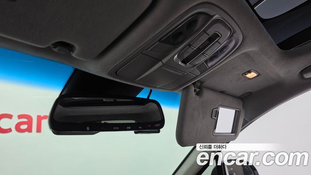 Hyundai Santafe 2019 — photo 30