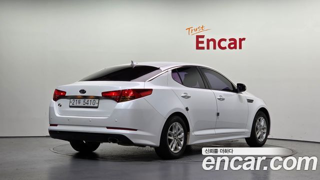 Kia K5 2011 — photo 2