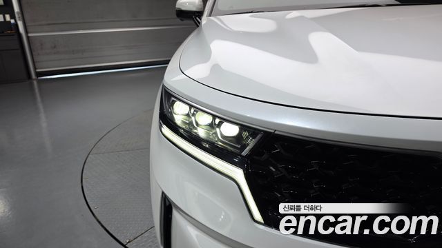 Kia Sorento 2023 — photo 8