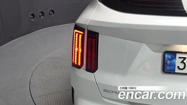 Kia Sorento 2023 — photo 9