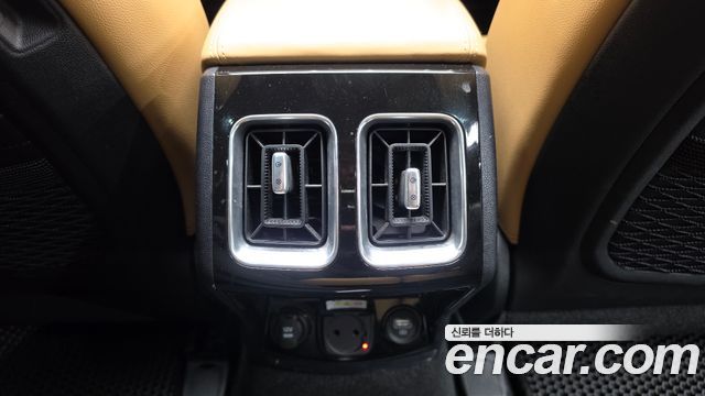 Kia Sorento 2023 — photo 33