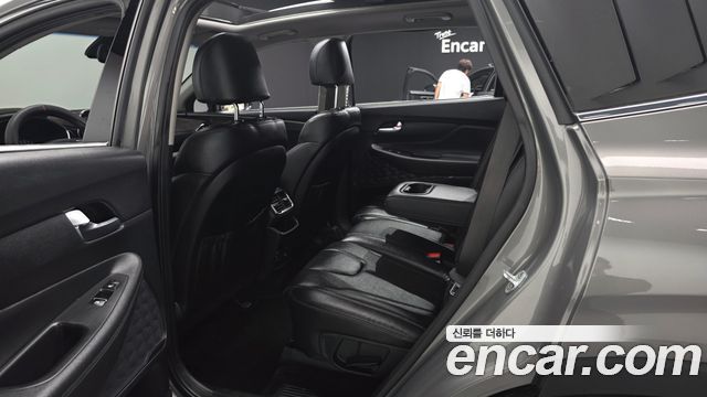 Hyundai Santafe 2019 — photo 17
