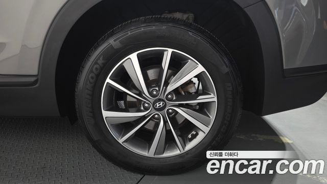 Hyundai Santafe 2019 — photo 7