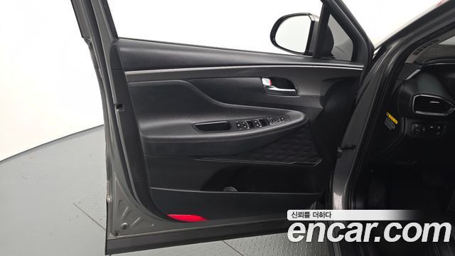 Hyundai Santafe 2019 — photo 14