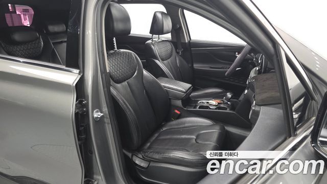 Hyundai Santafe 2019 — photo 16