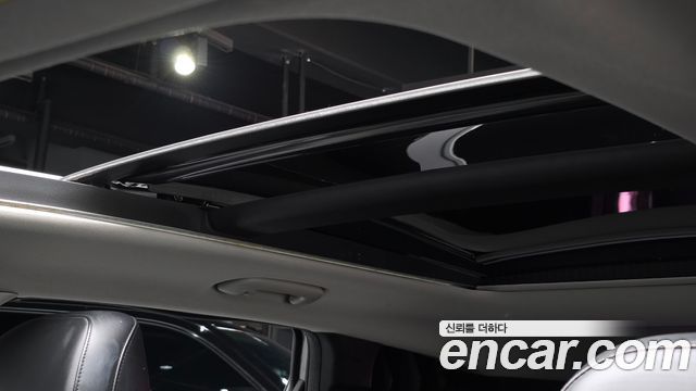 Hyundai Santafe 2019 — photo 28
