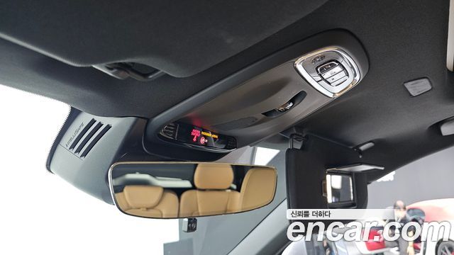 Volvo XC90 2019 — photo 24