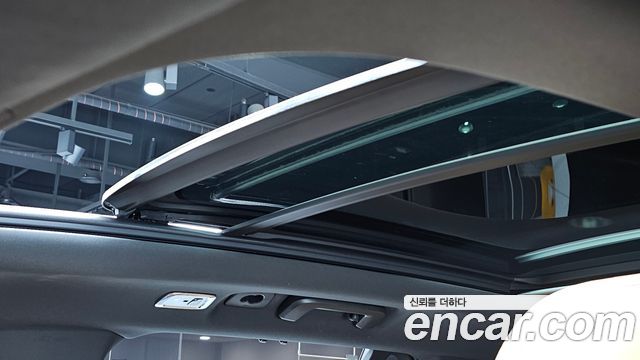 Volvo XC90 2019 — photo 27