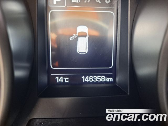 Hyundai Santafe 2016 — photo 11