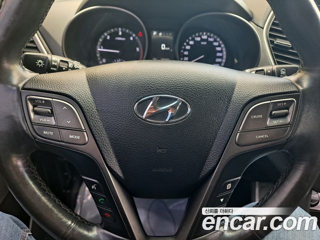 Hyundai Santafe 2016 — photo 15