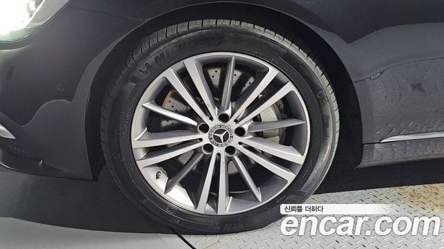 Mercedes-Benz S-Class 2019 — photo 5