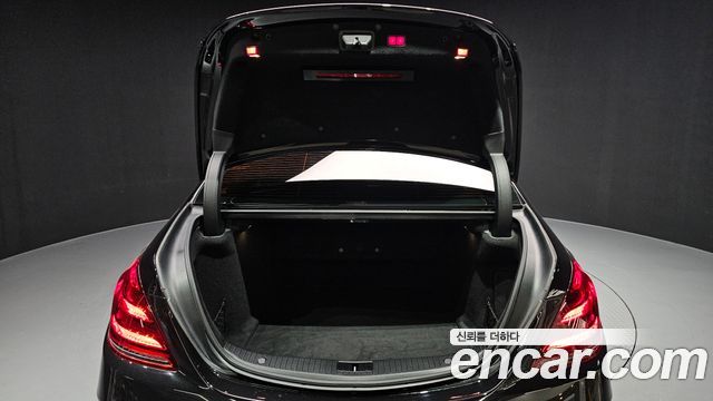 Mercedes-Benz S-Class 2019 — photo 21
