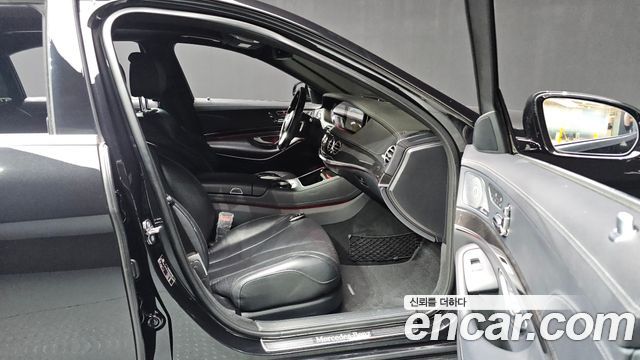 Mercedes-Benz S-Class 2019 — photo 24