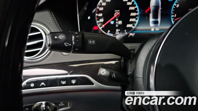 Mercedes-Benz S-Class 2019 — photo 27