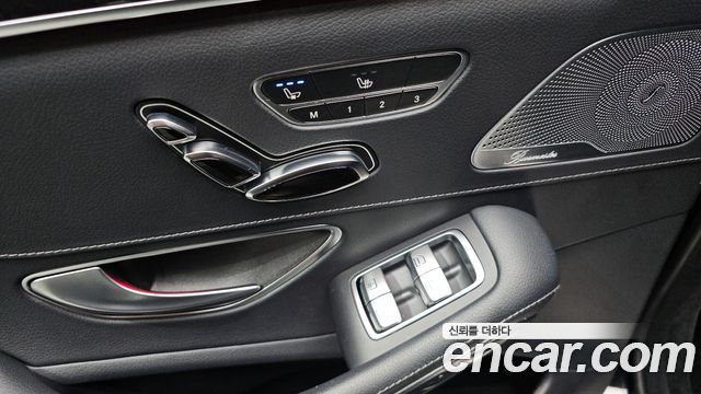 Mercedes-Benz S-Class 2019 — photo 29