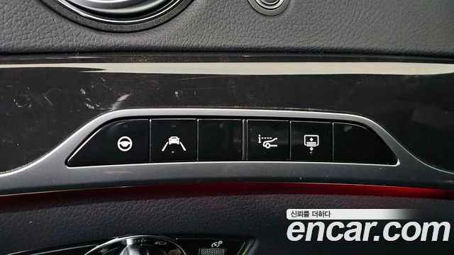 Mercedes-Benz S-Class 2019 — photo 30