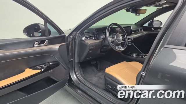 Kia K5 2021 — photo 10