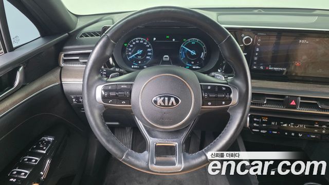 Kia K5 2021 — photo 13