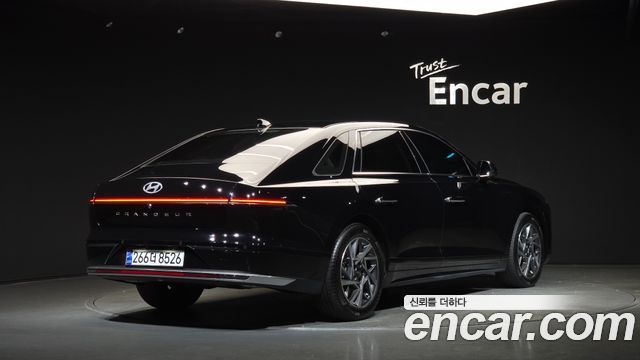 Hyundai Grandeur 2023 — photo 2