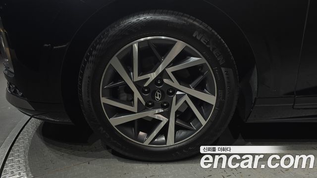 Hyundai Grandeur 2023 — photo 5