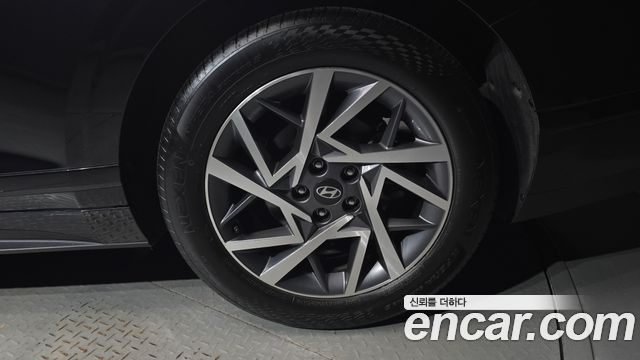 Hyundai Grandeur 2023 — photo 7