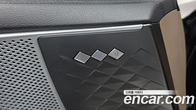 Kia K8 2022 — photo 38
