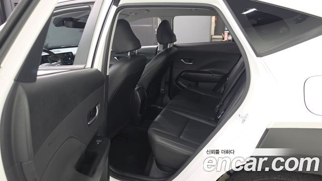 Hyundai Kona 2023 — photo 18