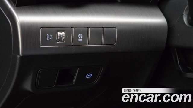 Hyundai Kona 2023 — photo 24