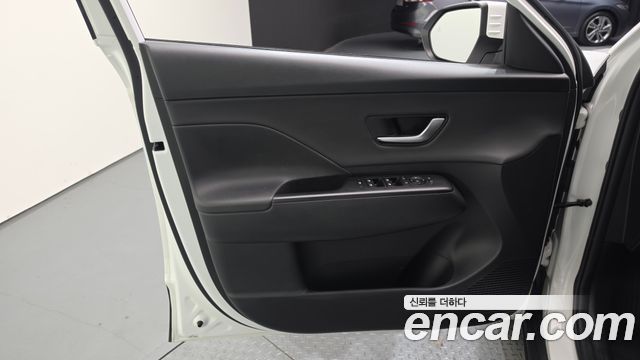 Hyundai Kona 2023 — photo 14