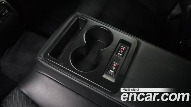 Renault Korea SM6 2019 — photo 19