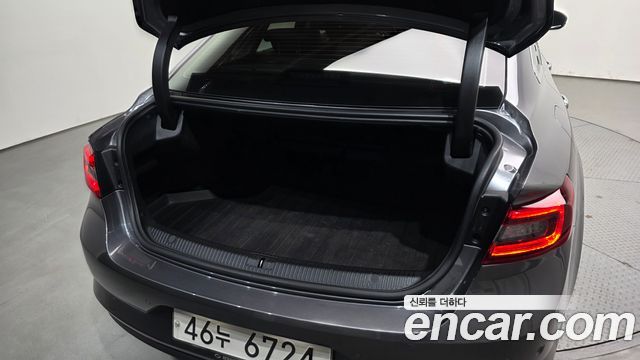 Renault Korea SM6 2019 — photo 20
