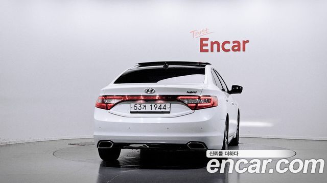 Hyundai Grandeur 2016 — photo 4