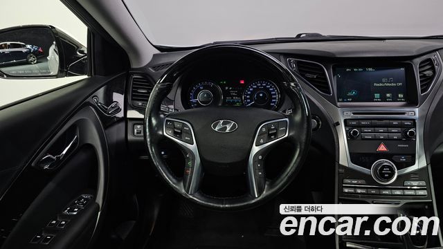 Hyundai Grandeur 2016 — photo 12