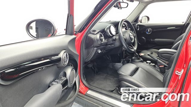 Mini Cooper 2016 — photo 10