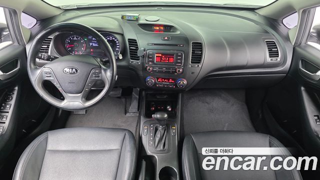 Kia K3 2015 — photo 7