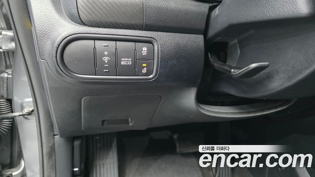 Kia K3 2015 — photo 19
