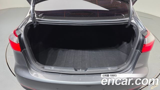 Kia K3 2015 — photo 20