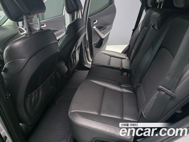 Hyundai Santafe 2016 — photo 10