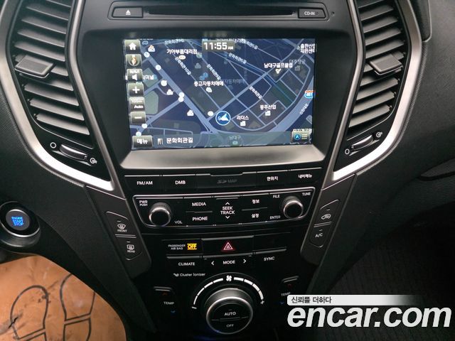 Hyundai Santafe 2016 — photo 11